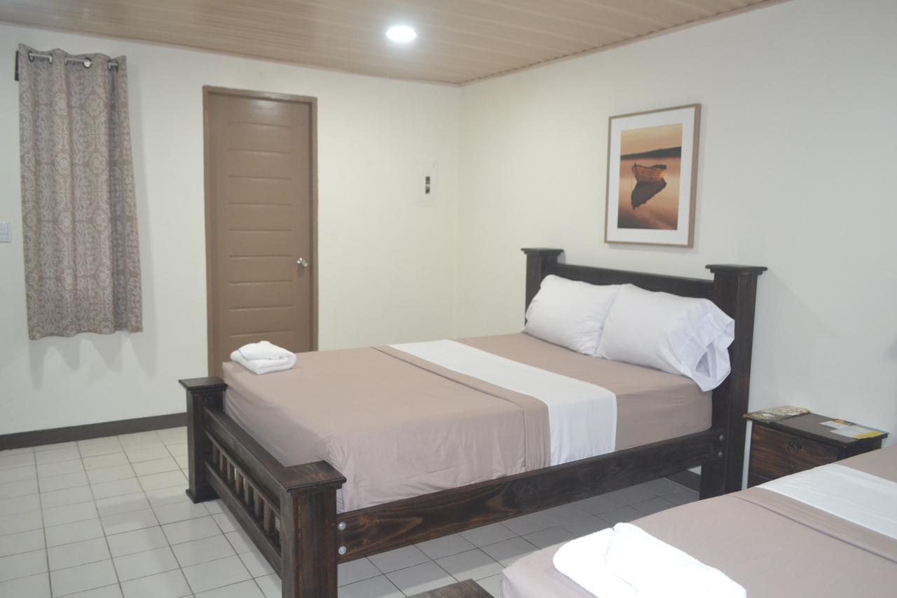 Hotel Don Fito Golfito Extérieur photo